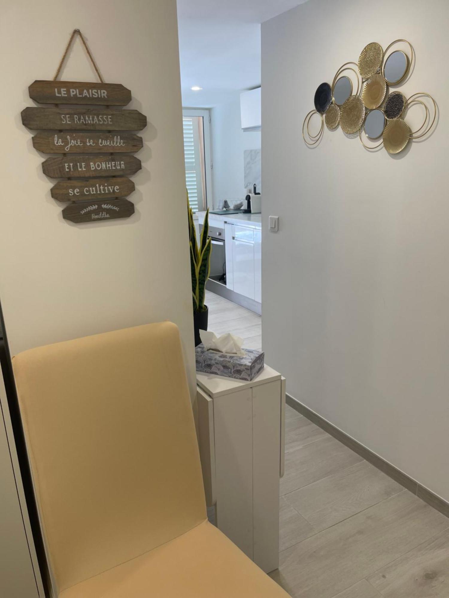 Grand Studio Neuf A 50 M Du Port Saint Tropez Exteriér fotografie